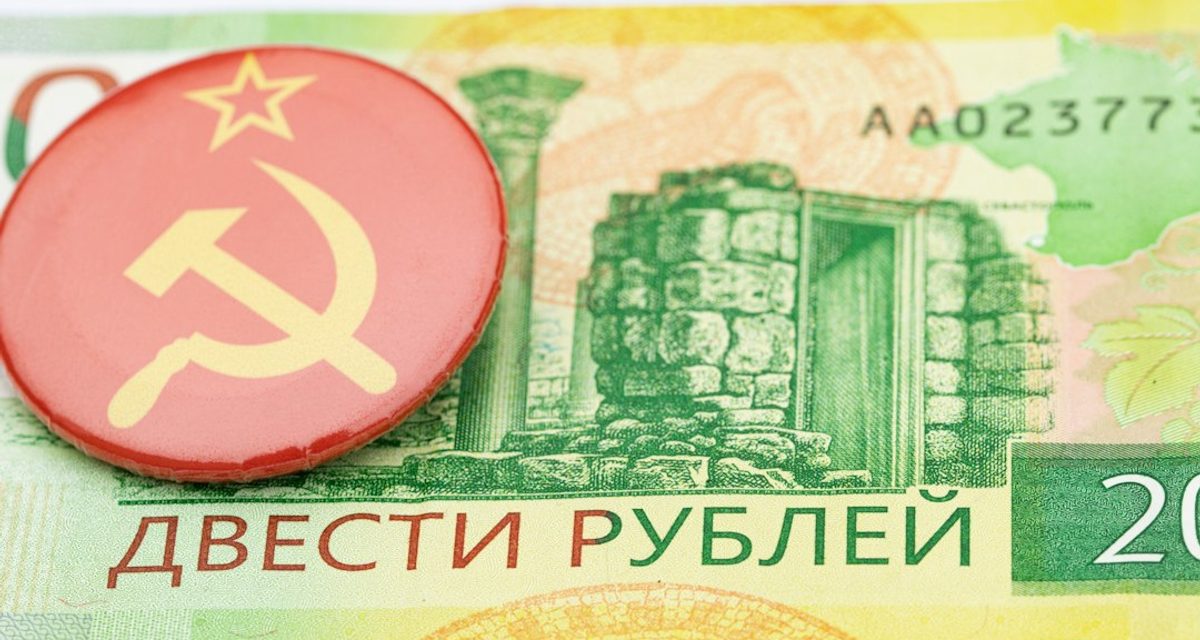 В Краснодаре задержали 17-летнего студента из Крыма по делу о краже с девушкой-«биодроном»